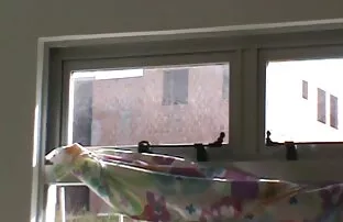 XXX شقراء مشدود في اثنين من البراغي سكسي تركي ممثلات