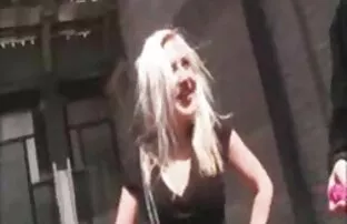 XXX شابة سمراء إغاظة سكسي تر كي رجل