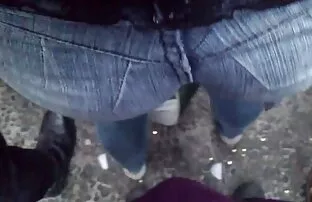 XXX التجسس على الفتيات في المرحاض و يعطيها في تركيسكسي فمها