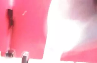 XXX ليلى لندن مهدئا الدجاج الرجل مع فمها ثم سكسي تركي مجاني تبا