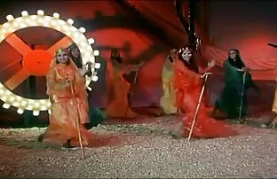 XXX أحضر زوجته زوجين سكسي فرح تركي جديدين