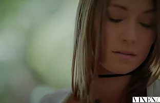 XXX سمراء فديو سكسي تركي يحب الثلاثي