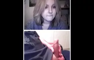 XXX لعق مقطع سكسي تركي غطاء محرك السيارة